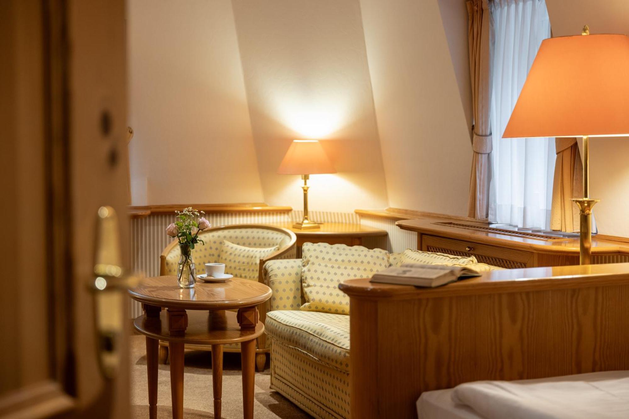 Hotel Waldhaus Reinbek Zewnętrze zdjęcie